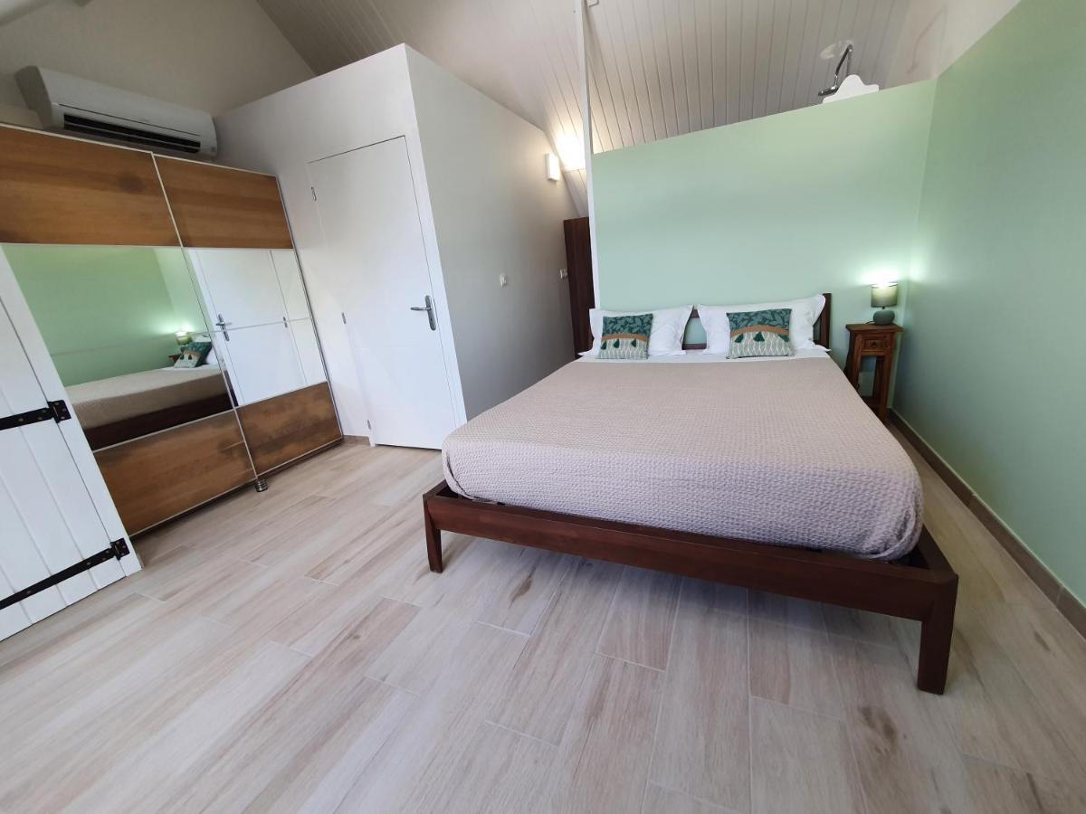 Pinel Superbe Appartement En Residence Vue Mer Cul de Sac Eksteriør bilde