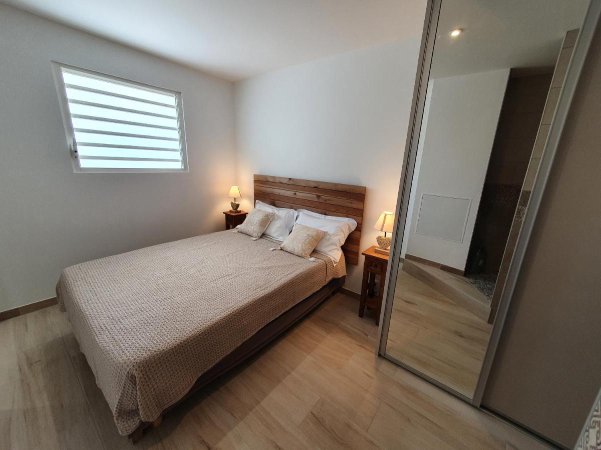 Pinel Superbe Appartement En Residence Vue Mer Cul de Sac Eksteriør bilde